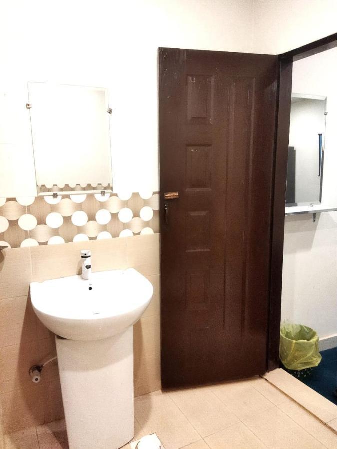 Hotel Royal Sweet Λαχόρη Εξωτερικό φωτογραφία